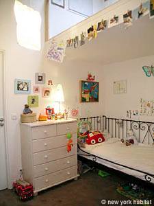 3 Bedroom Rental in Montmartre Sacre Coeur child room