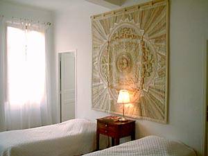 South of France Bed and Breakfast Accommodation: Hosted 4 Bedroom in Avignon (PR-325)