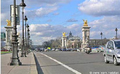 Paris, France: Seine Bridge