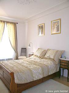 Paris Accommodation: 1-bedroom vacation rental in Porte Maillot PA-3578 photo