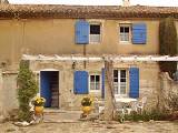 South France - Alpilles - 2 Bedrooms accommodation - Apartment reference PR-75