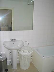 Londres Estudio apartamento - ba&ntilde;o (LN-11) photo 3 de 3