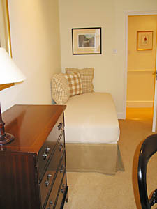 London 3 Bedrooms apartment bedroom 3 photo 14