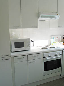 Londres T2 appartements location vacances - cuisine (LN-37) photo 2 de 2