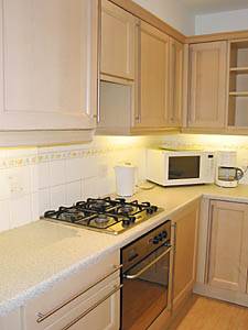 London 2 Bedroom accommodation - kitchen (LN-38) photo 2 of 2