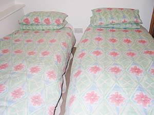 London 2 Bedroom accommodation - bedroom 2 (LN-38) photo 1 of 1