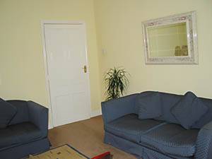 London 3 Zimmer ferienwohnung - wohnzimmer (LN-39) photo 3 von 3