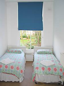London 3 Zimmer ferienwohnung - schlafzimmer 1 (LN-39) photo 1 von 3