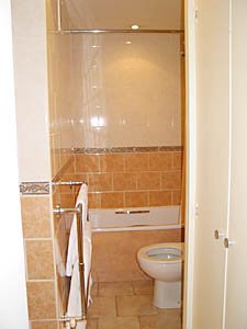 Londra Grande monolocale appartamento casa vacanze bagno photo 12