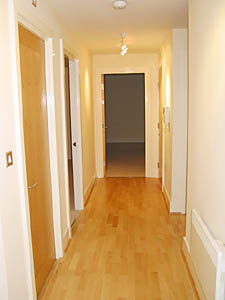 London 2 Bedrooms accommodation - other (LN-69) photo 3 of 3