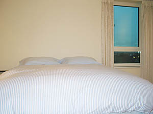 London 2 Bedrooms accommodation - bedroom 1 (LN-69) photo 1 of 3