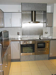 London 2 Bedrooms accommodation - kitchen (LN-69) photo 1 of 5