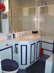 London 3 Bedrooms accommodation - bathroom 2 (LN-122) photo 1 of 1