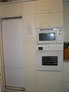London 3 Bedrooms accommodation - kitchen (LN-122) photo 4 of 6