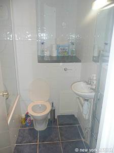 London Studiowohnung wohnungsvermietung - badezimmer (LN-156) photo 1 von 3