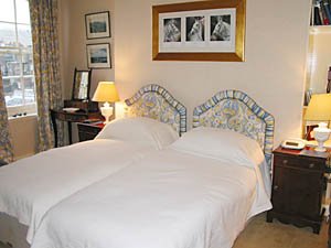 Londres T2 appartements location vacances - chambre (LN-178) photo 1 de 3