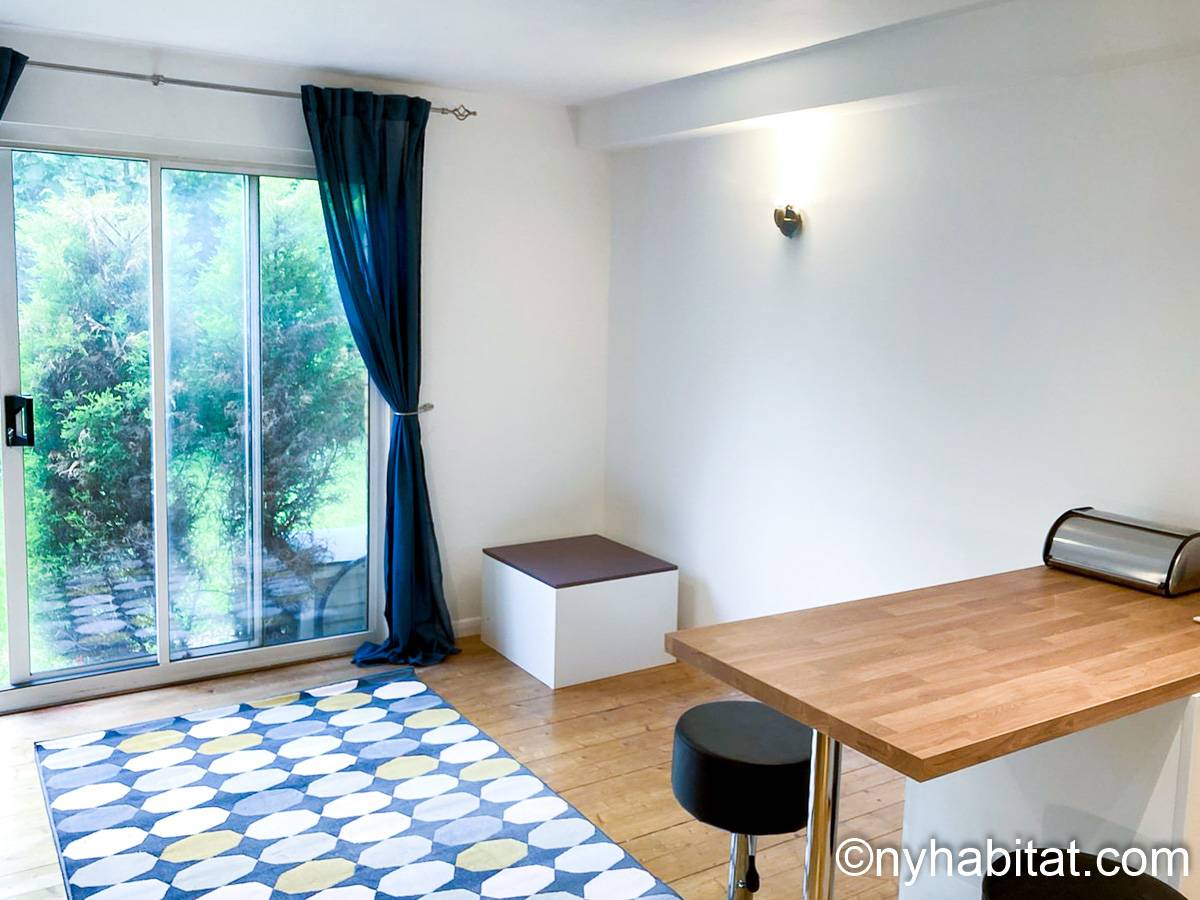 London Furnished Rental - Apartment reference LN-196