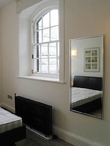 Londra 2 Camere appartamento - camera 1 (LN-207) photo 2 di 3