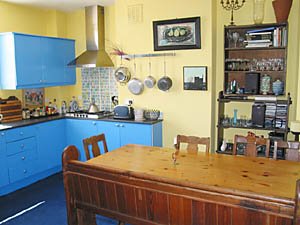 Londres T2 logement location appartement - cuisine (LN-210) photo 1 sur 2