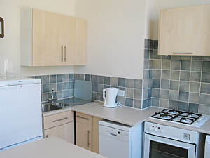 Londres T2 logement location appartement - cuisine (LN-211) photo 2 sur 2