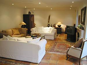 London 3 Bedroom accommodation - Apartment reference LN-245
