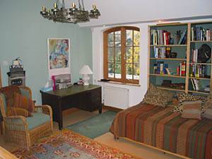 London 3 Bedroom accommodation - living room 4 (LN-245) photo 1 of 1