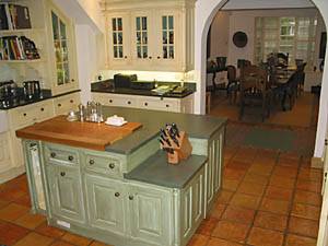 London 3 Bedroom accommodation - kitchen 1 (LN-245) photo 3 of 4