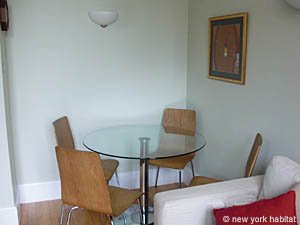 Londres T2 appartement location vacances - s&eacute;jour (LN-255) photo 2 sur 3