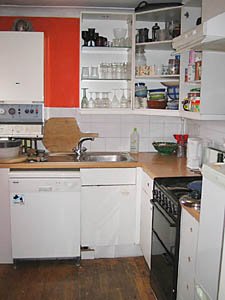 London 2 Bedroom - Duplex accommodation - kitchen (LN-261) photo 1 of 1