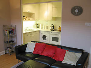 Londres 2 Dormitorios apartamento - cocina (LN-269) photo 3 de 3