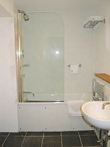 Londres 1 Dormitorio alojamiento - ba&ntilde;o (LN-275) photo 1 de 3