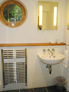 Londres 1 Dormitorio alojamiento - ba&ntilde;o (LN-275) photo 2 de 3