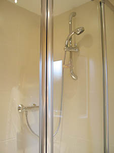 Londra 2 Camere appartamento casa vacanze - bagno 2 (LN-285) photo 2 di 2