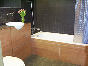 London 2 Zimmer - Loft wohnungsvermietung - badezimmer (LN-302) photo 2 von 2