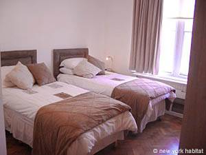 London 3 Bedroom accommodation - bedroom 2 (LN-306) photo 1 of 1
