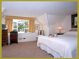London 2 Bedroom accommodation - bedroom 1 (LN-312) photo 1 of 1