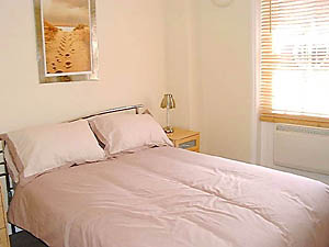 Londres T3 appartement location vacances - chambre 1 (LN-337) photo 1 sur 2