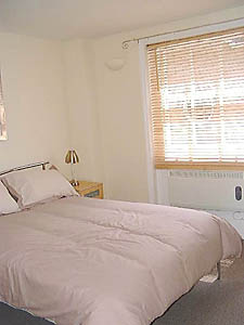 Londres T3 appartement location vacances - chambre 1 (LN-337) photo 2 sur 2