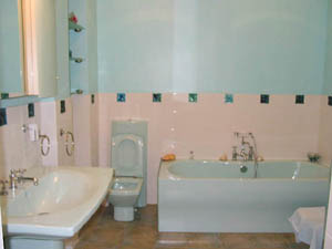 Londres T4 appartements location vacances - salle d'eau 1 (LN-354) photo 1 de 2