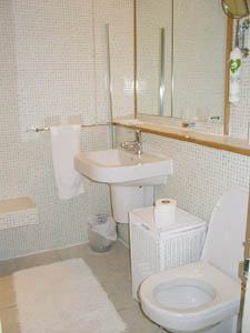 Londres T4 appartements location vacances - salle d'eau 2 (LN-354) photo 2 de 2
