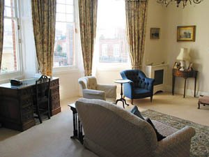 Londra 3 Camere appartamento casa vacanze - soggiorno (LN-359) photo 2 di 5
