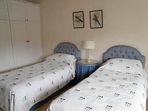 London 3 Bedroom accommodation - bedroom 2 (LN-359) photo 2 of 2