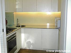 London 1 Bedroom accommodation - kitchen (LN-403) photo 1 of 2