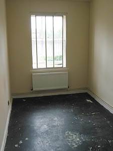 London 3 Bedroom apartment - bedroom 3 (LN-412) photo 1 of 2