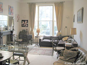 London 1 Bedroom accommodation - living room (LN-448) photo 1 of 5
