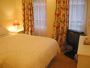Londres T2 appartements location vacances - chambre 1 (LN-454) photo 2 de 2
