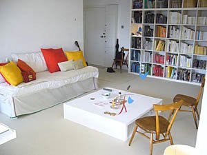 London 1 Bedroom apartment - living room (LN-458) photo 3 of 3