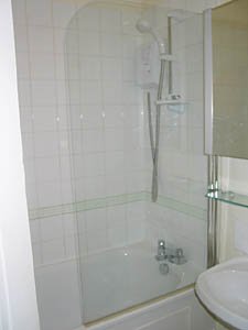 Londra 1 Camera appartamento casa vacanze - bagno (LN-460) photo 2 di 2