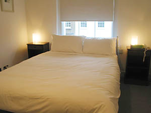 London 3 Zimmer ferienwohnung - schlafzimmer 1 (LN-462) photo 1 von 1