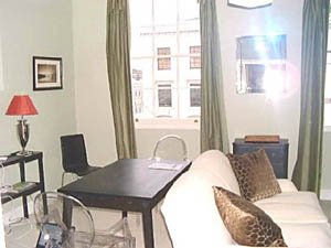 London 2 Bedroom accommodation - living room (LN-469) photo 2 of 3